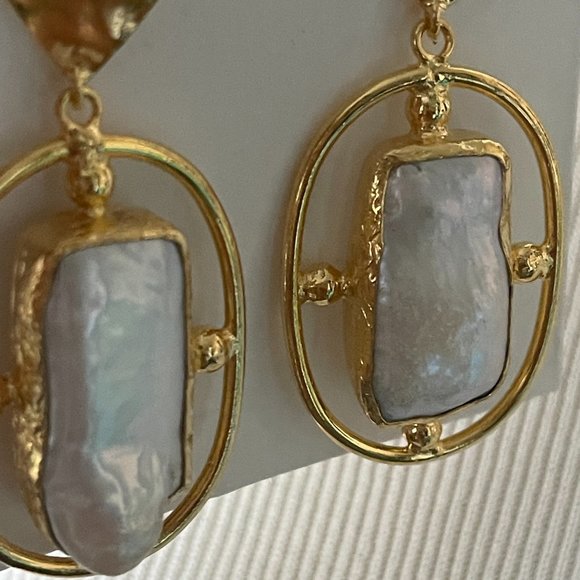 Mother of Pearl Earring and Necklace Set | NWT - Picture 6 of 13